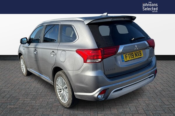 Used Mitsubishi Outlander 2019 for sale - 76312047: Photo 2