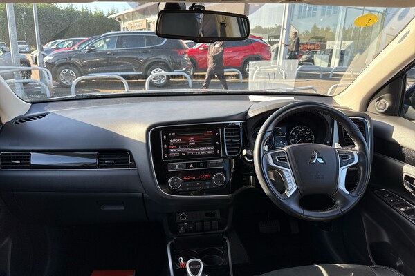Used Mitsubishi Outlander 2019 for sale - 76312047: Photo 3