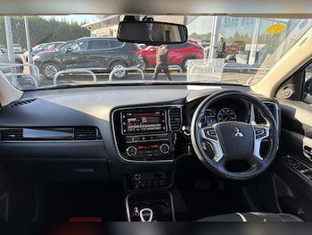 Used Mitsubishi Outlander 2019 for sale - 76312047: Photo 3