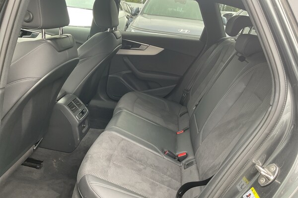 Used Audi A4 2022 for sale - 75602869: Photo 12