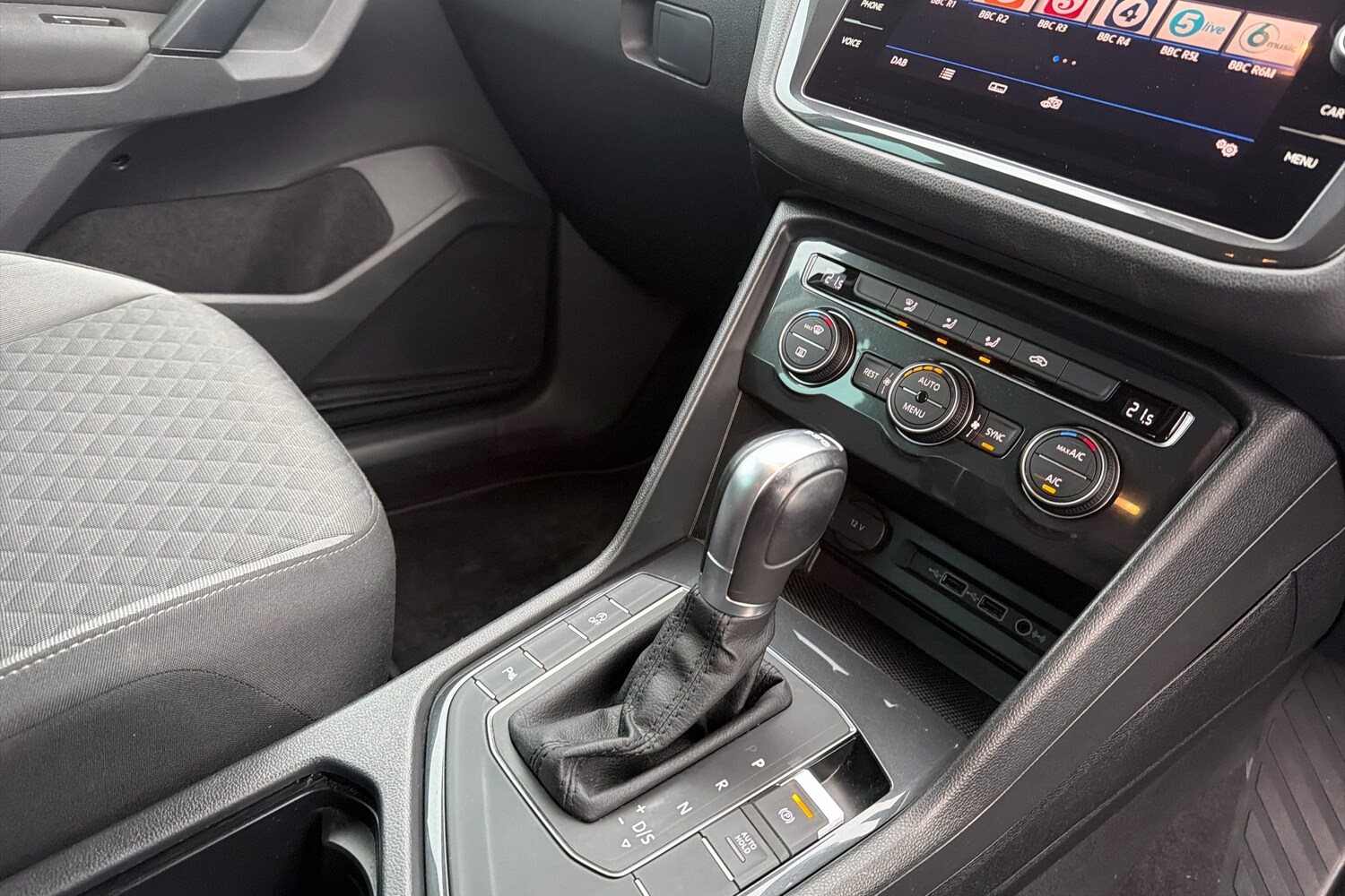 Used Volkswagen Tiguan 2018 for sale - 77010211: Photo 10