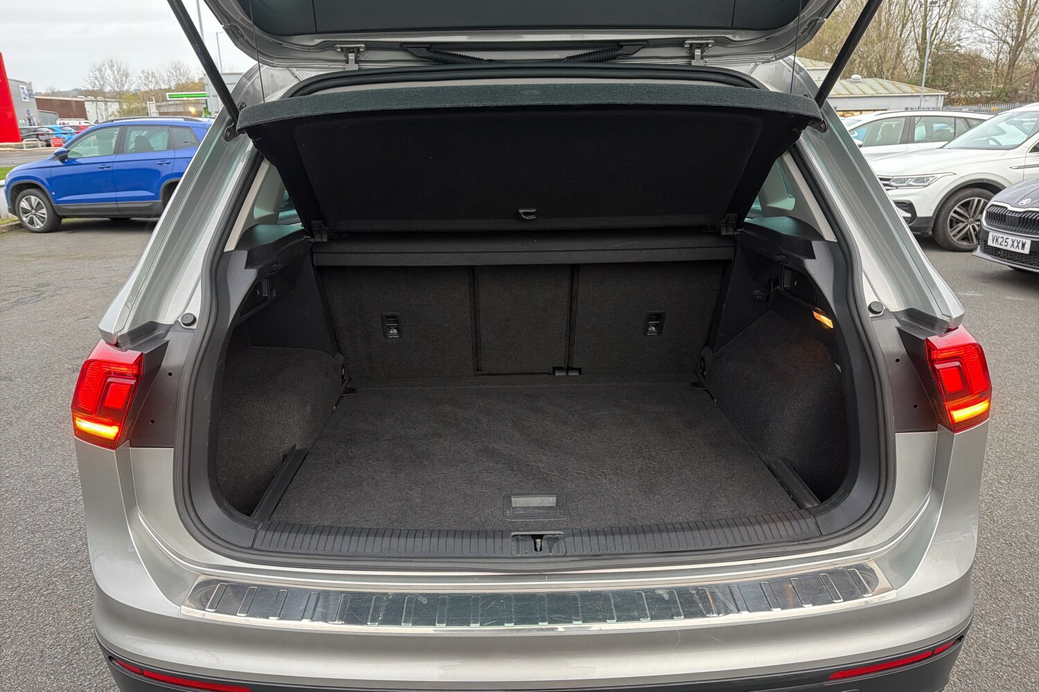 Used Volkswagen Tiguan 2018 for sale - 77010211: Photo 12