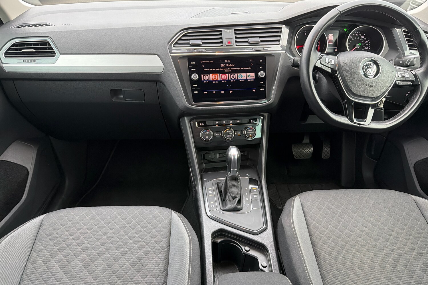 Used Volkswagen Tiguan 2018 for sale - 77010211: Photo 8