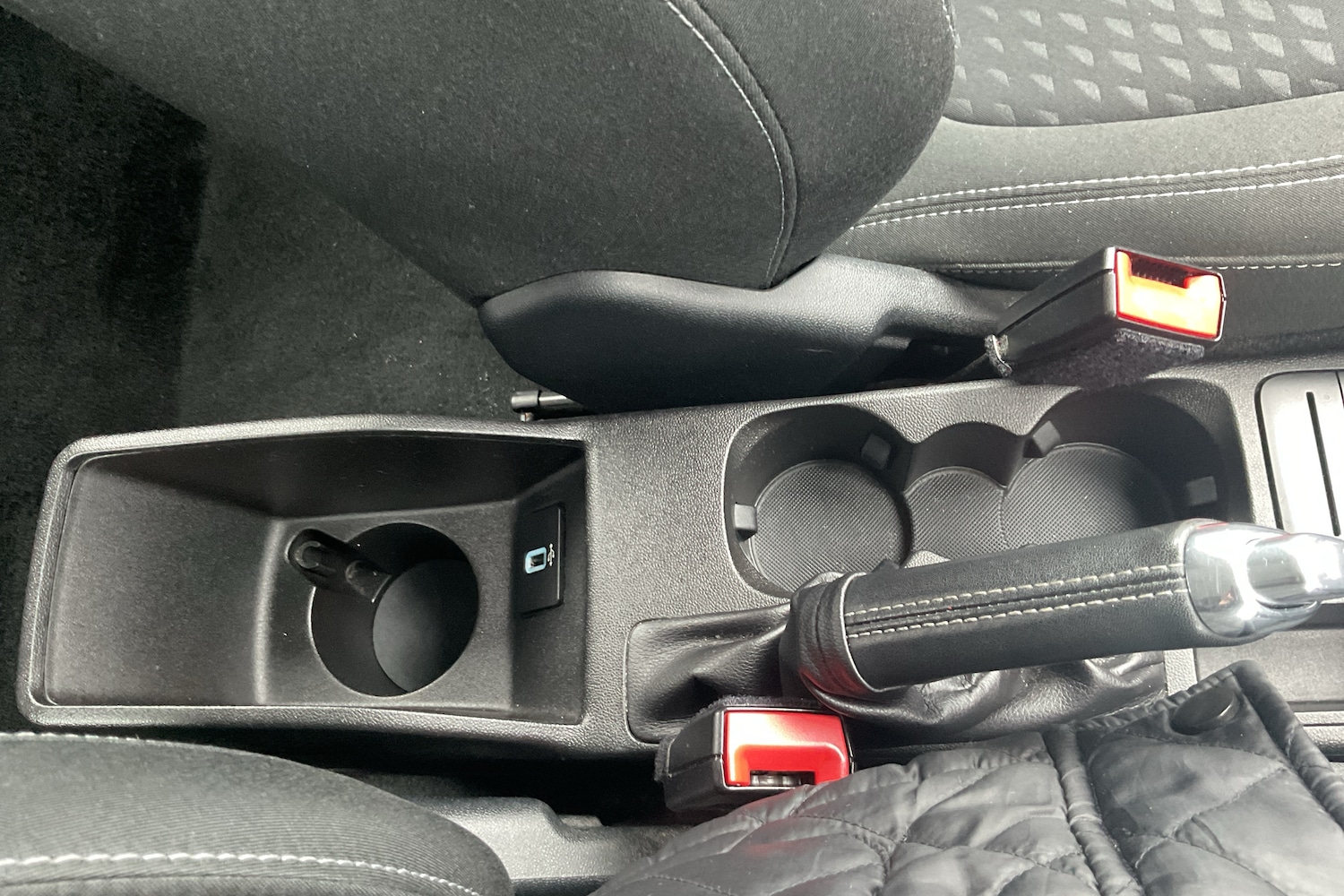 Used Ford Fiesta 2018 for sale - 76635737: Photo 20