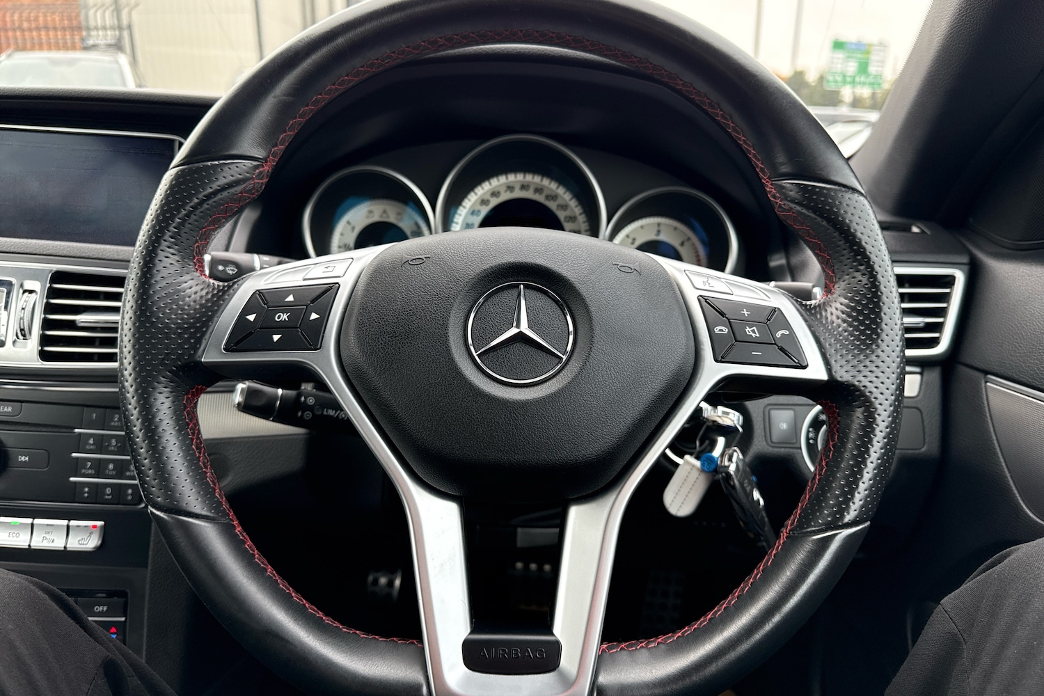 Used Mercedes-Benz E Class 2015 for sale - 76241772: Photo 15