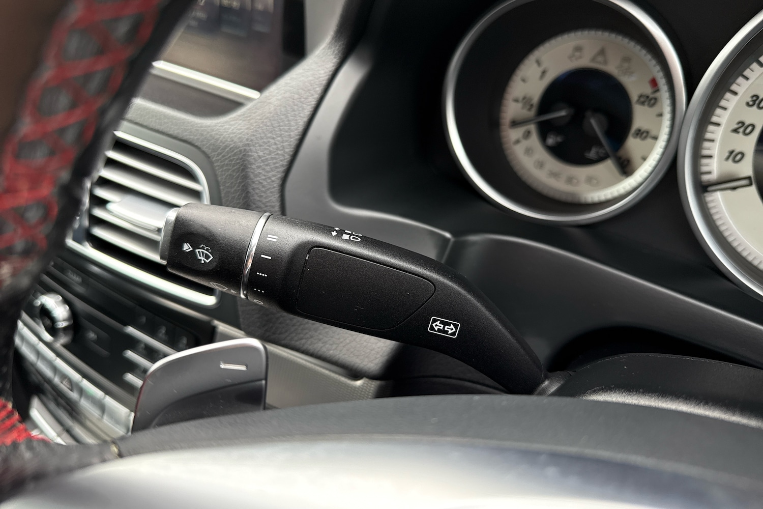 Used Mercedes-Benz E Class 2015 for sale - 76241772: Photo 19