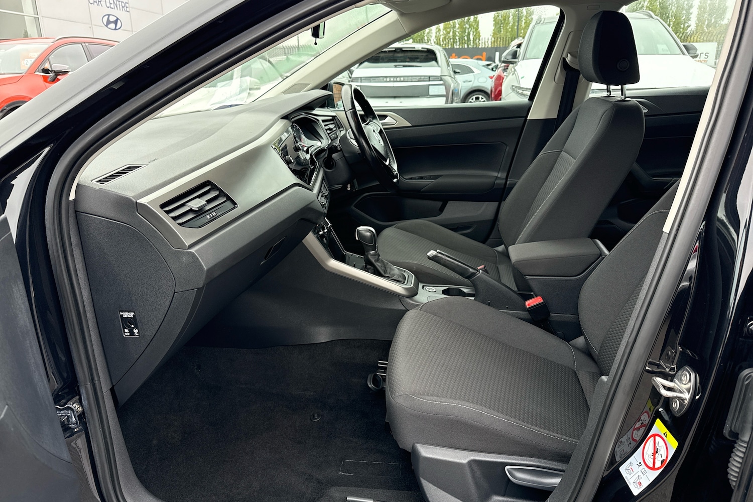 Used Volkswagen Polo 2019 for sale - 76315805: Photo 6