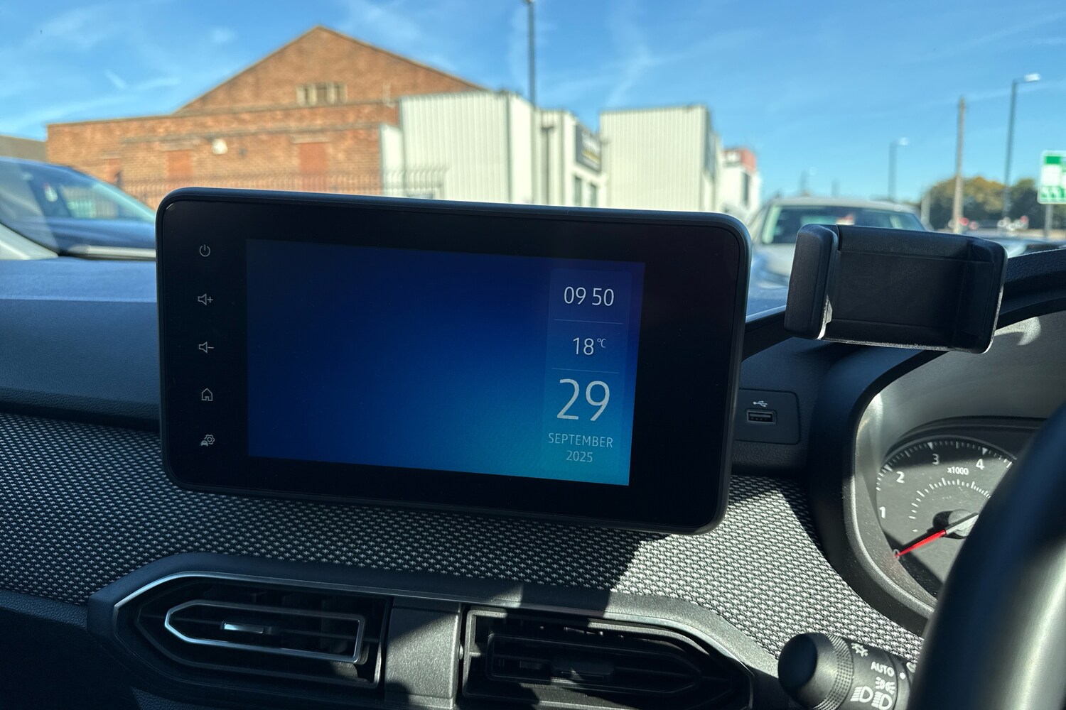 Used Dacia Sandero 2022 for sale - 76074225: Photo 24