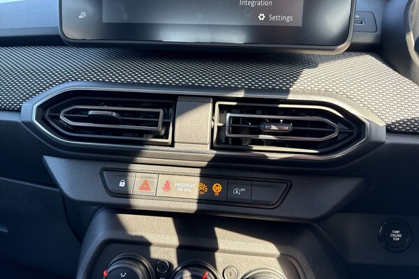 Used Dacia Sandero 2022 for sale - 76074225: Photo 25