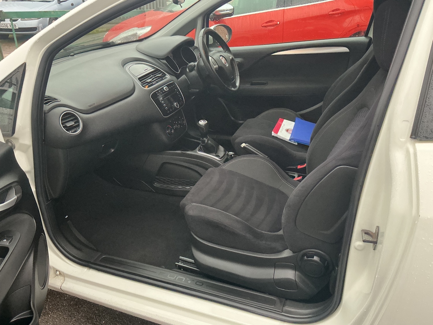 Used Fiat Punto 2014 for sale - 77565781: Photo 8