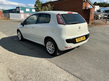Used Fiat Punto Evo 2011 for sale - 79369657: Photo