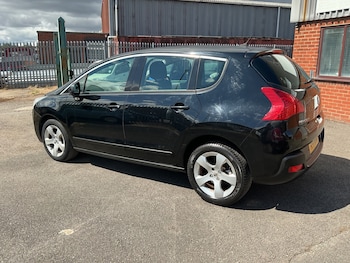 Used Peugeot 3008 2011 for sale - 79433616: Photo