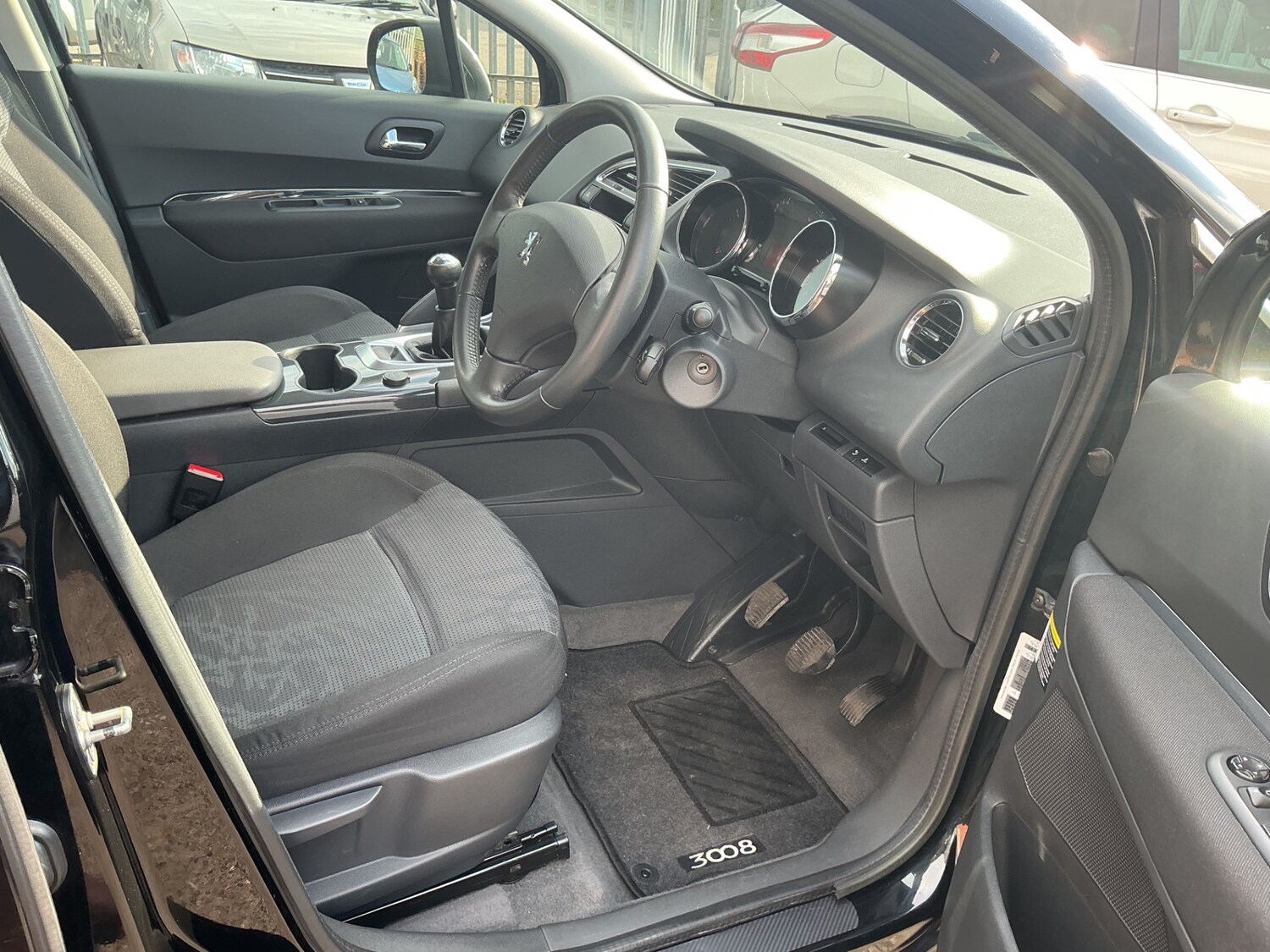 Used Peugeot 3008 2011 for sale - 78107741: Photo 7