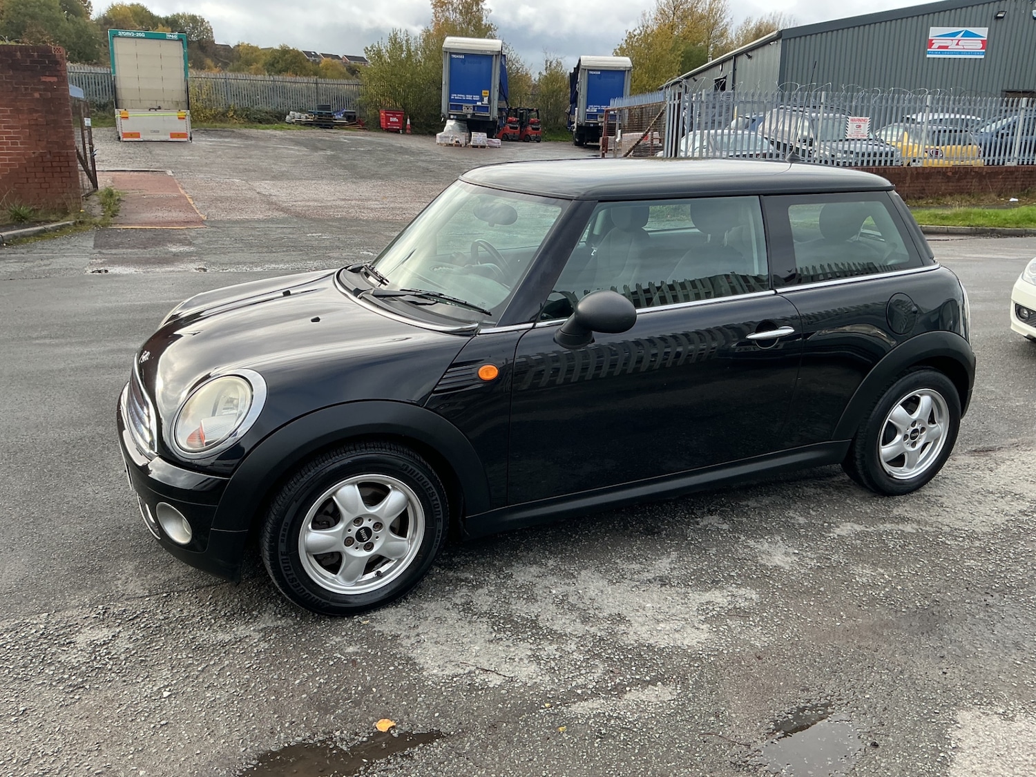 Used MINI Hatch 2010 for sale - 76451993: Photo 3