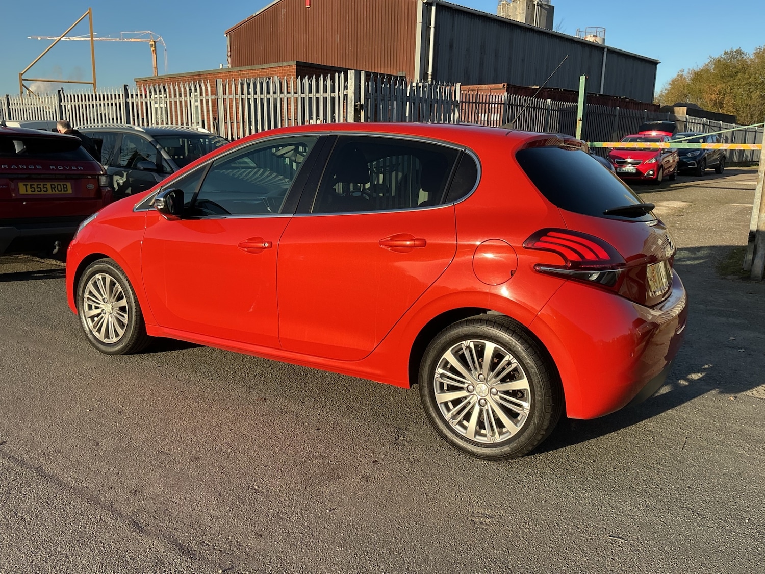 Used Peugeot 208 2018 for sale - 76605380: Photo 4