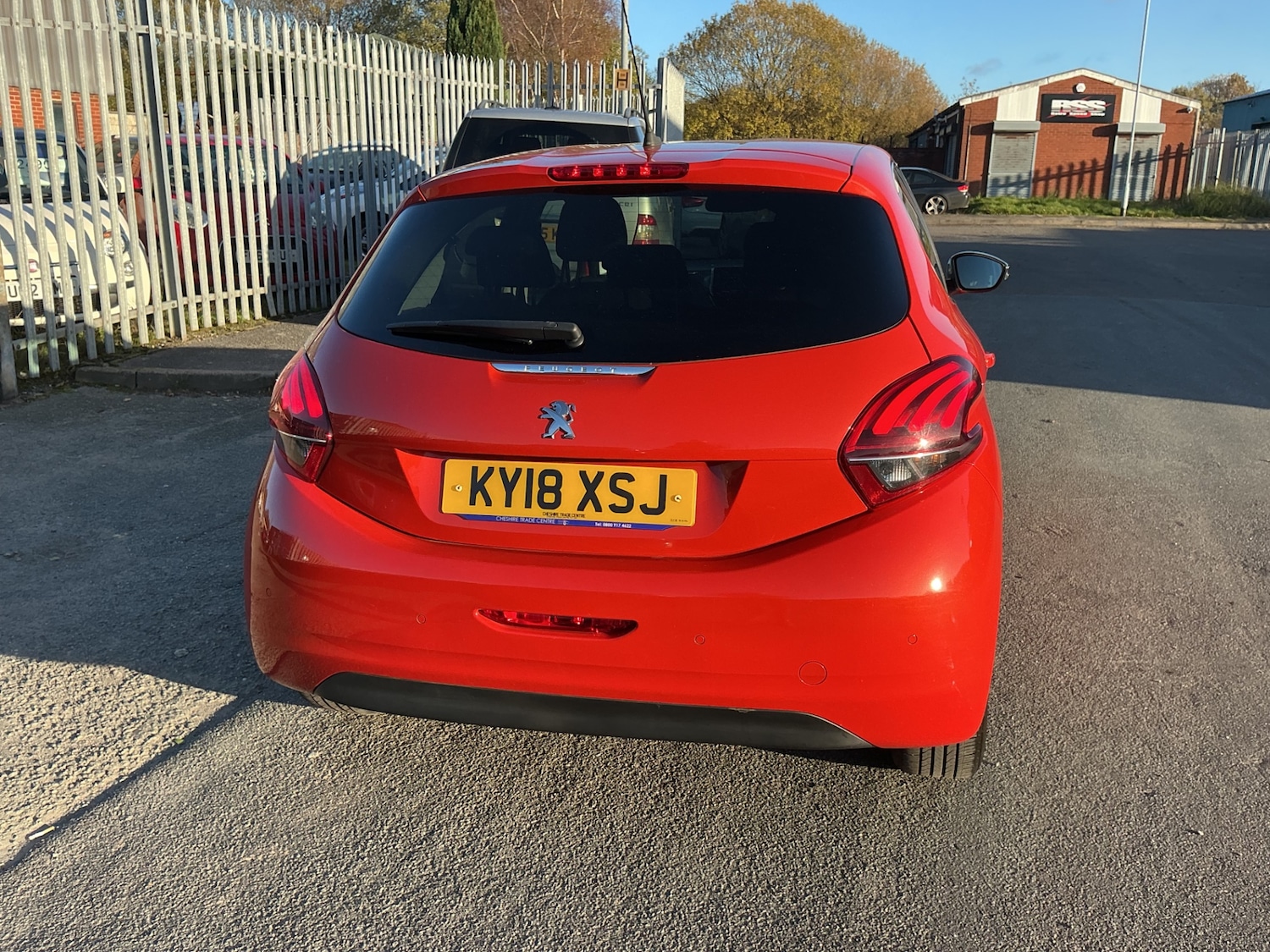 Used Peugeot 208 2018 for sale - 76605380: Photo 5