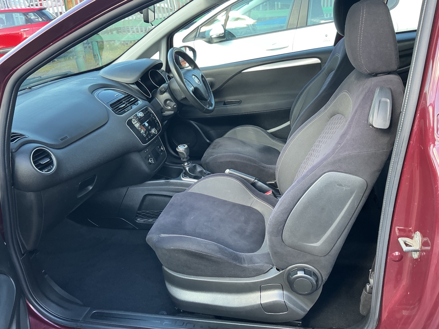 Used Fiat Punto 2013 for sale - 78107305: Photo 8