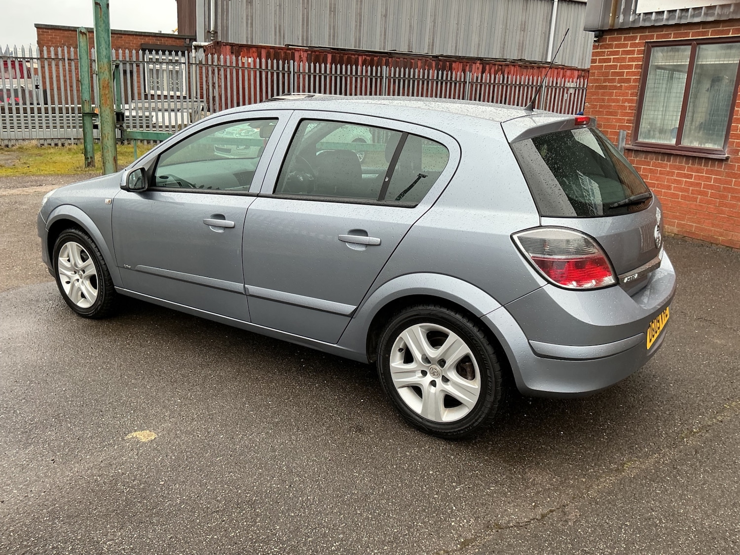 Used Vauxhall Astra 2009 for sale - 77903152: Photo 6