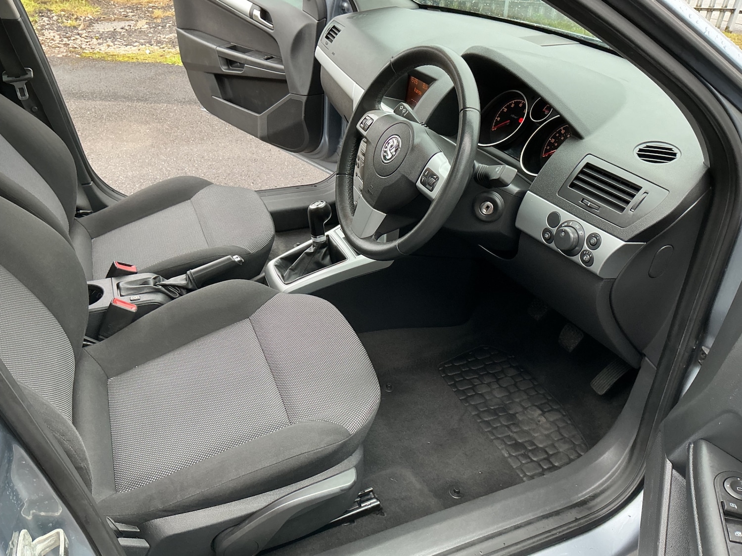 Used Vauxhall Astra 2009 for sale - 77903152: Photo 7