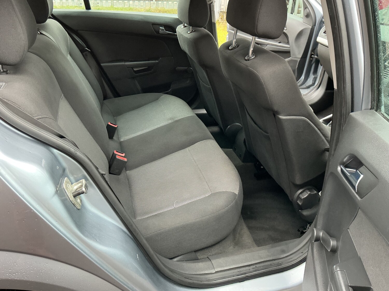 Used Vauxhall Astra 2009 for sale - 77903152: Photo 9