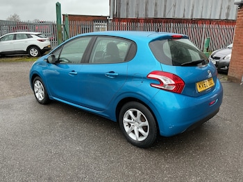 Used Peugeot 208 2012 for sale - 76766598: Photo