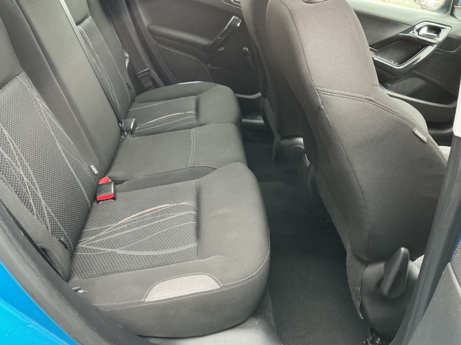 Used Peugeot 208 2012 for sale - 76766598: Photo 9