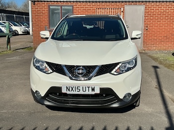 Used Nissan Qashqai 2015 for sale - 77917348: Photo