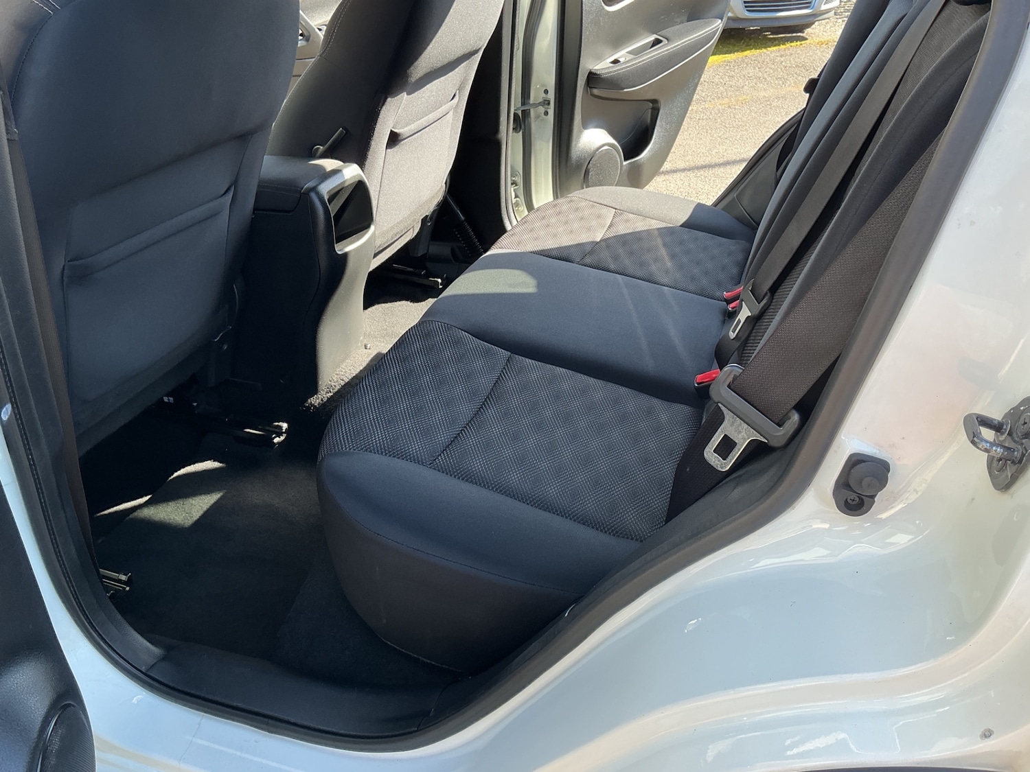 Used Nissan Qashqai 2015 for sale - 77917348: Photo 9