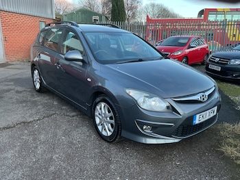Used Hyundai i30 2011 for sale - 77354945: Photo