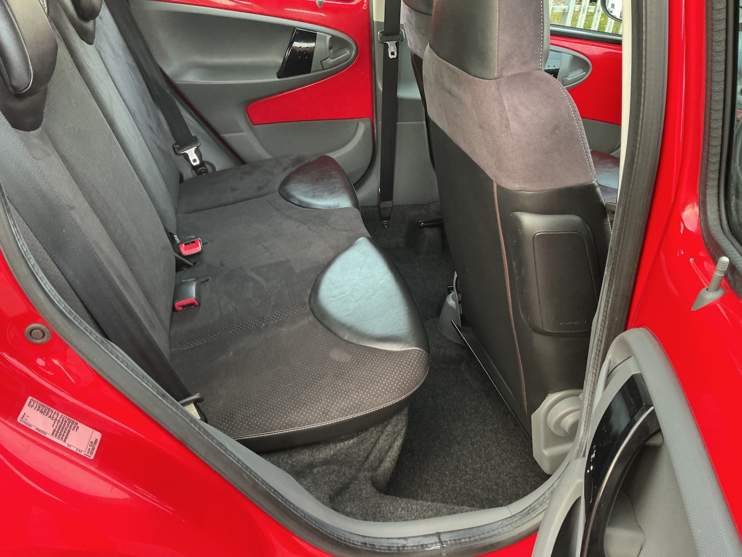 Used Citroen C1 2010 for sale - 76534015: Photo 9