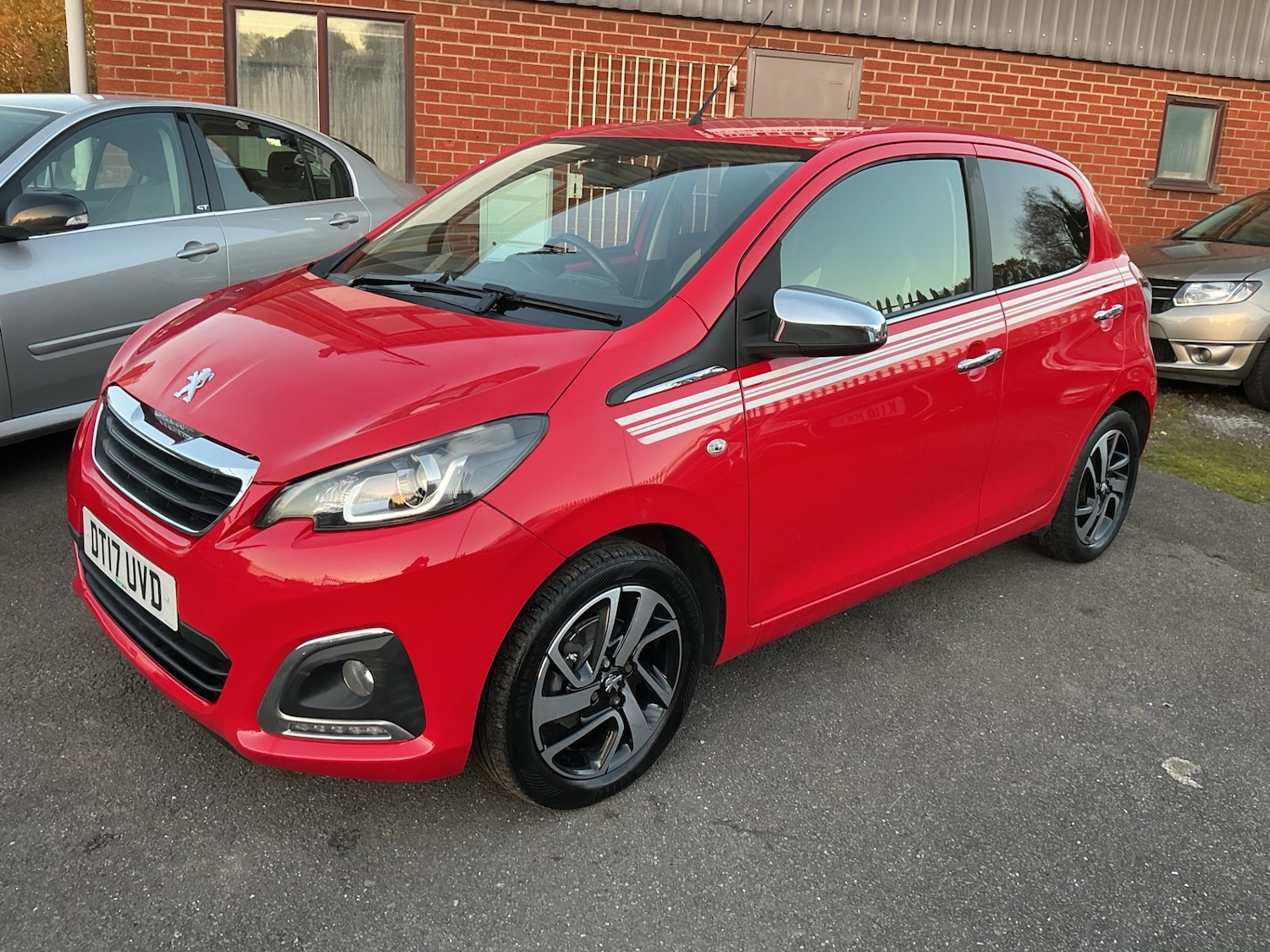 Used Peugeot 108 2017 for sale - 76605387: Photo 1