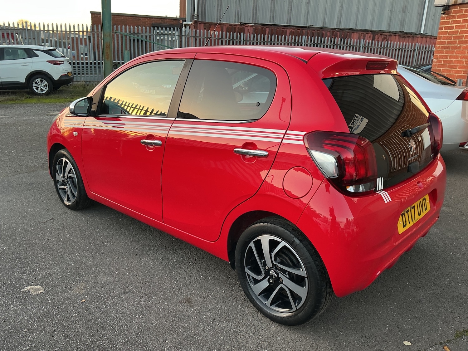 Used Peugeot 108 2017 for sale - 76605387: Photo 3