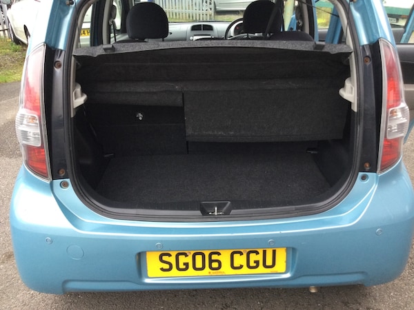 Used Daihatsu Sirion 2006 for sale - 76253757: Photo 10