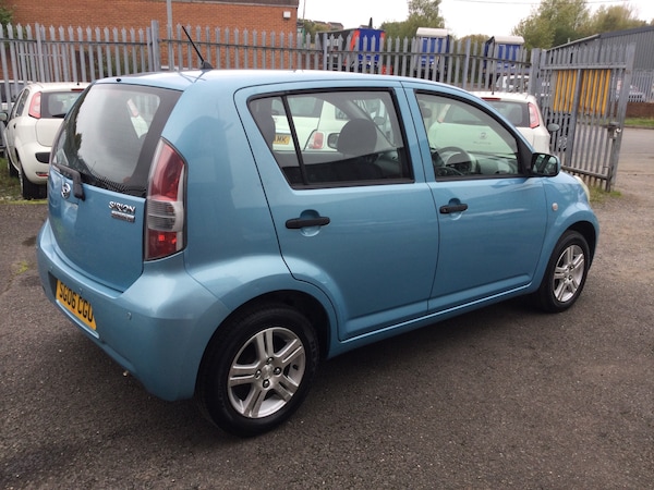 Used Daihatsu Sirion 2006 for sale - 76253757: Photo 4