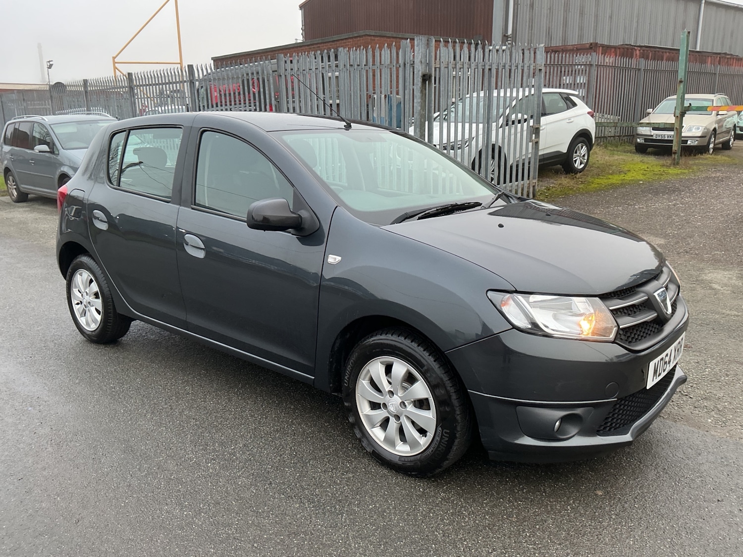 Used Dacia Sandero 2015 for sale - 76791648: Photo 1