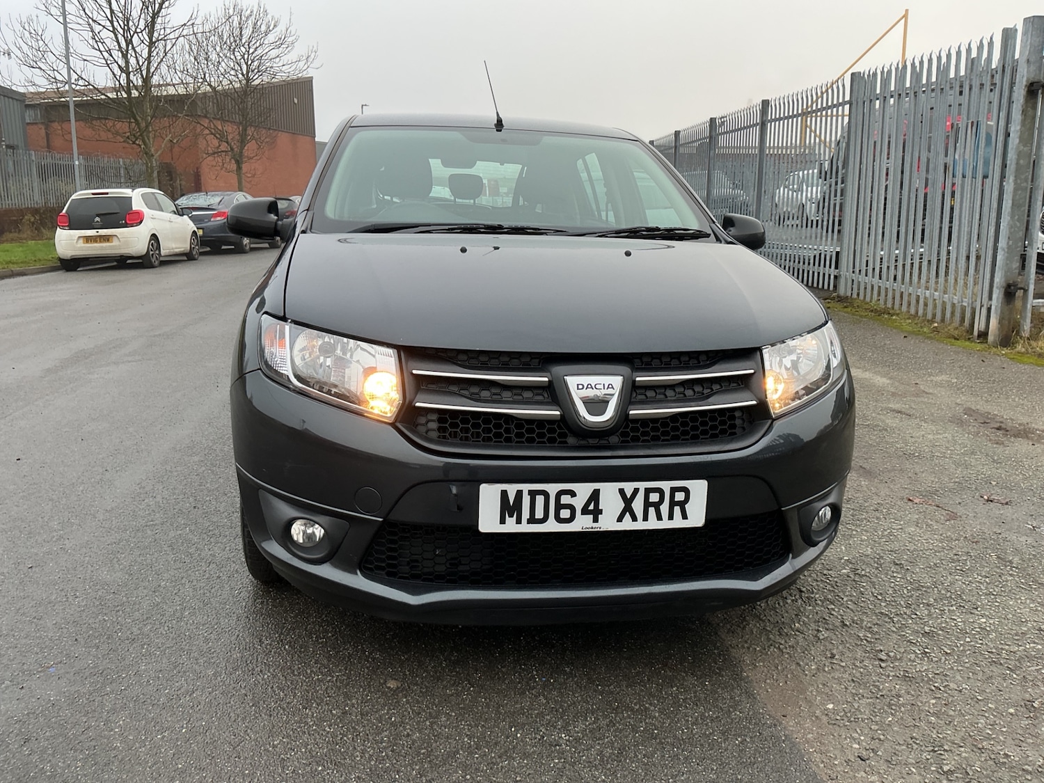 Used Dacia Sandero 2015 for sale - 76791648: Photo 2