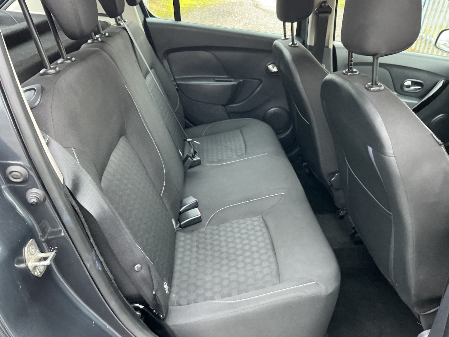 Used Dacia Sandero 2015 for sale - 76791648: Photo 9