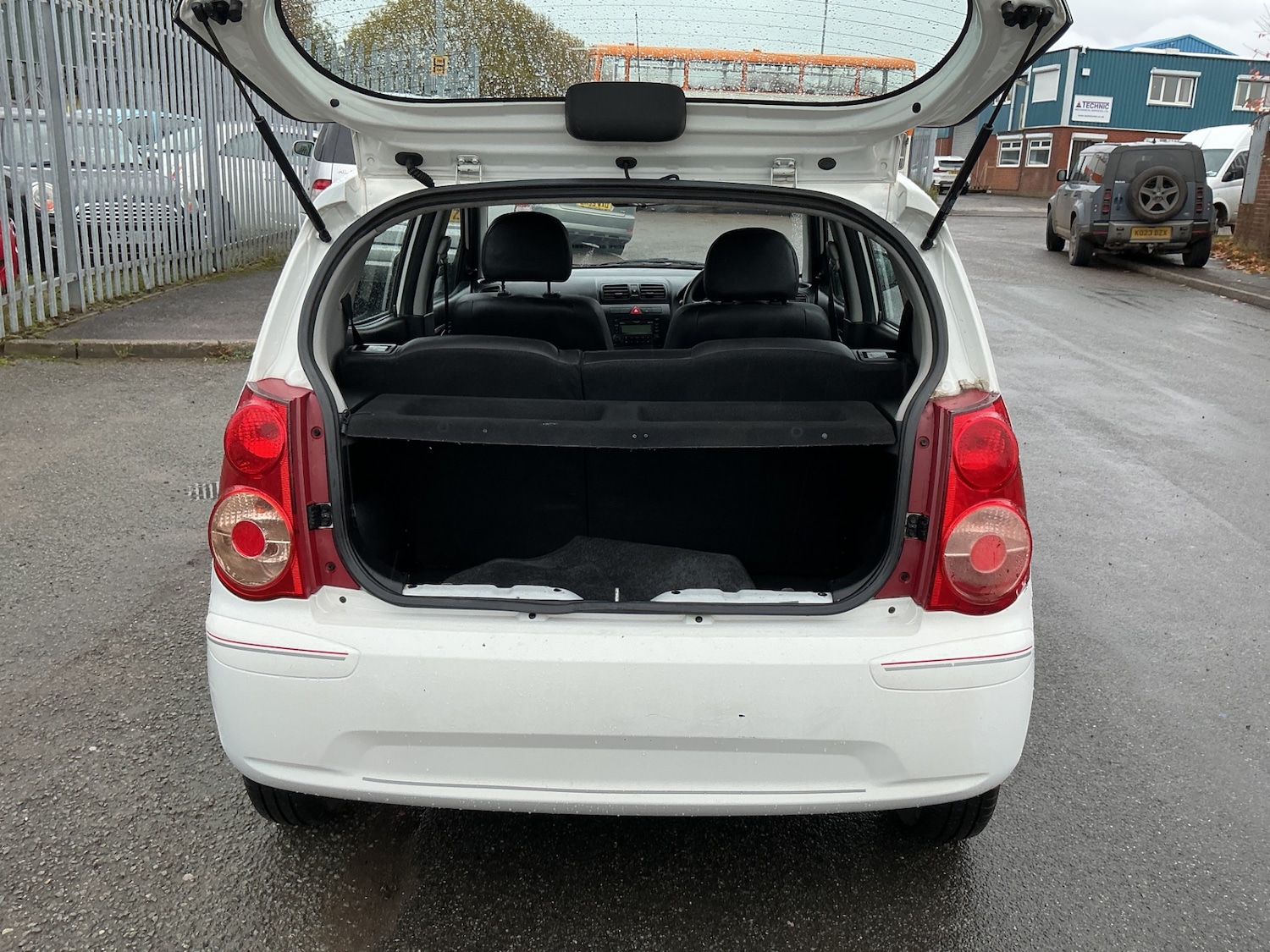 Used Kia Picanto 2009 for sale - 76534097: Photo 10