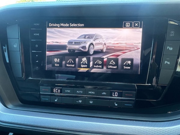 Used Volkswagen Touareg 2018 for sale - 75533752: Photo 44