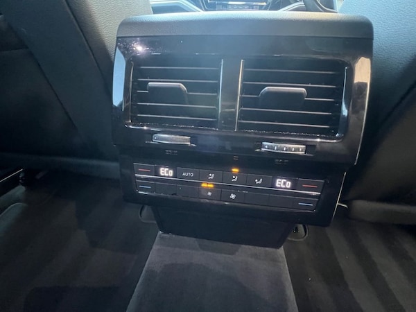 Used Volkswagen Touareg 2018 for sale - 75533752: Photo 49