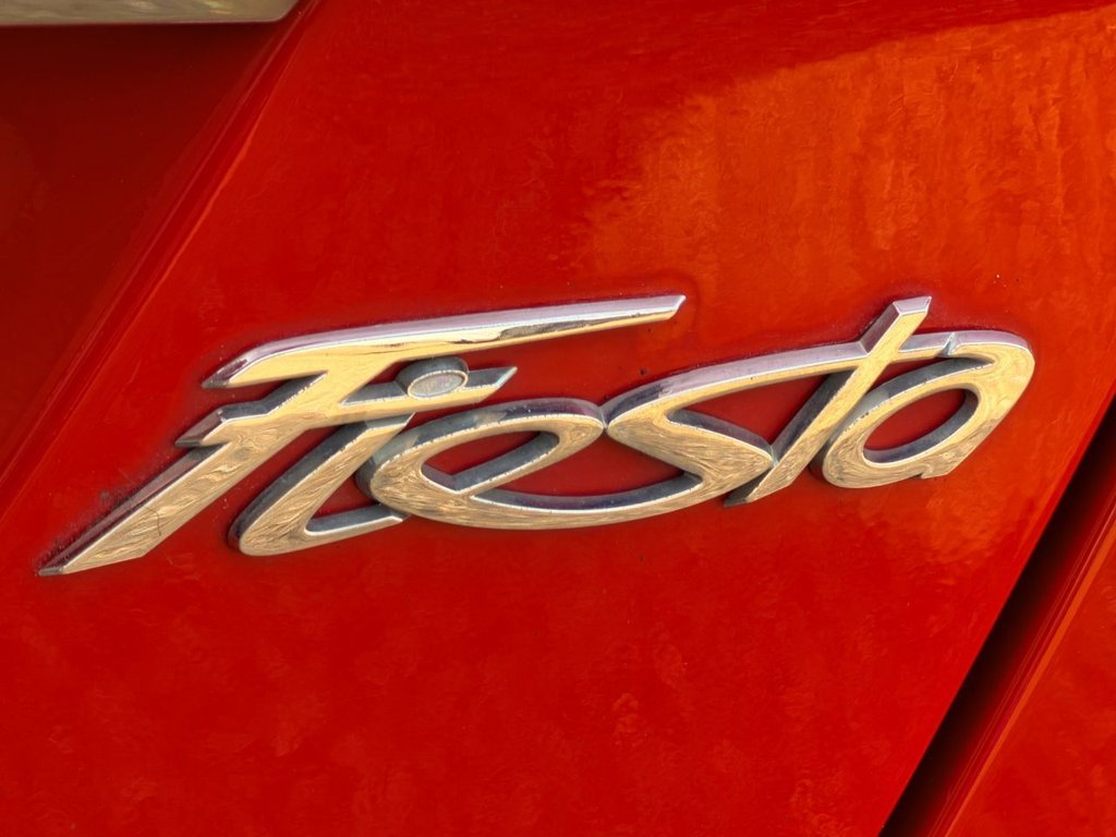 Used Ford Fiesta 2011 for sale - 78206529: Photo 10