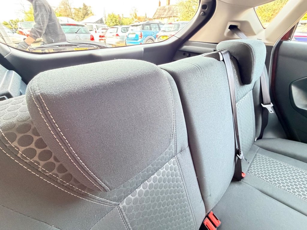 Used Ford Fiesta 2011 for sale - 78206529: Photo 28