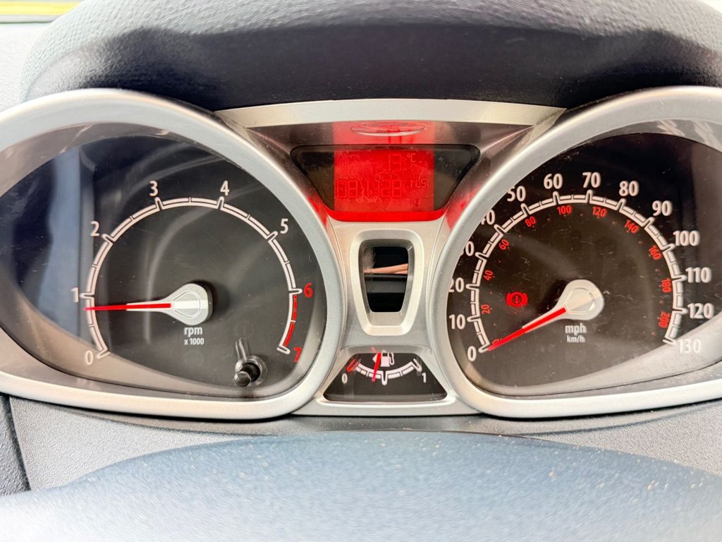 Used Ford Fiesta 2011 for sale - 78206529: Photo 32