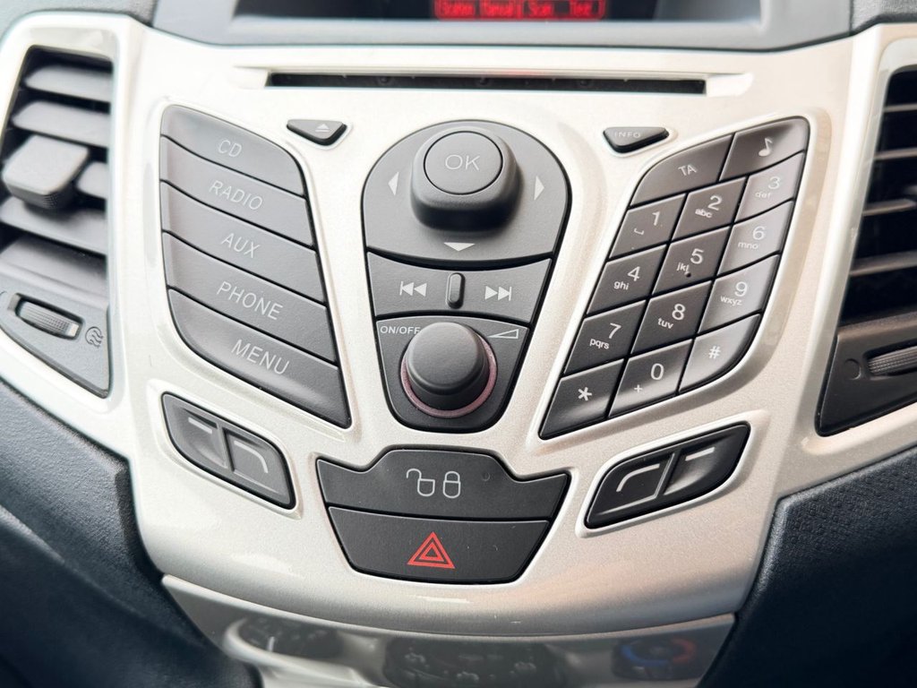 Used Ford Fiesta 2011 for sale - 78206529: Photo 34