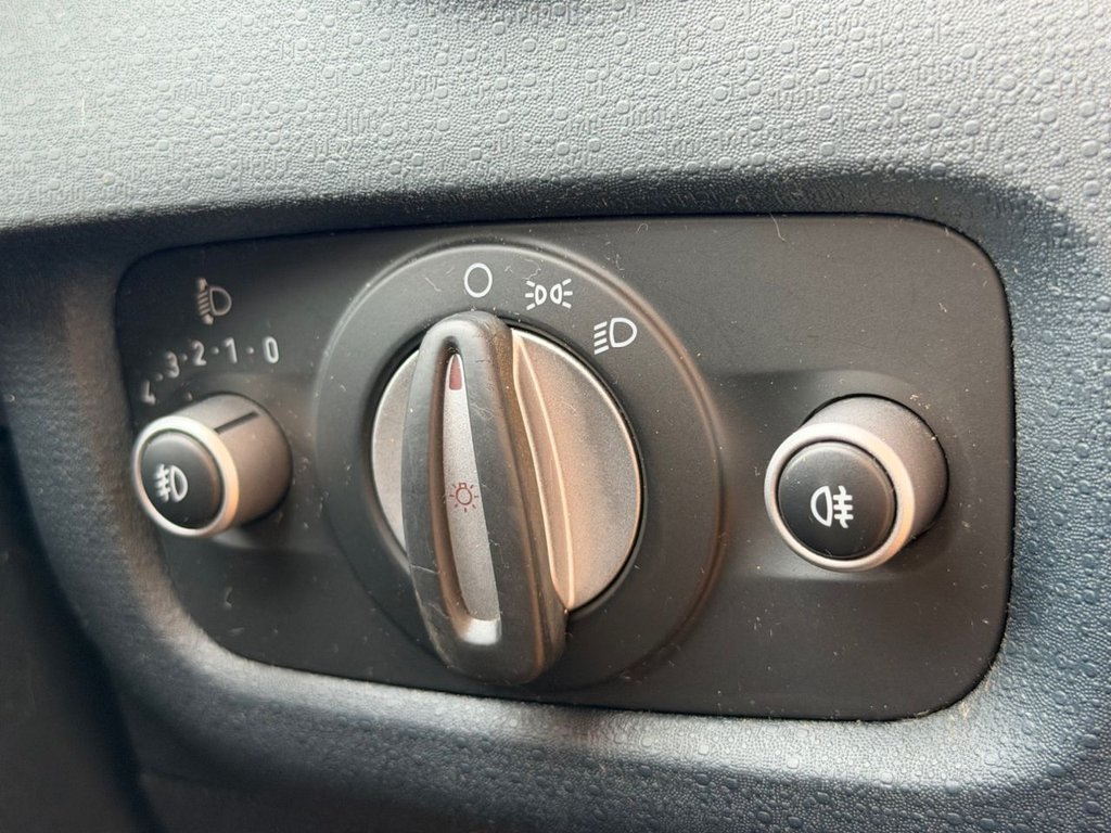 Used Ford Fiesta 2011 for sale - 78206529: Photo 45