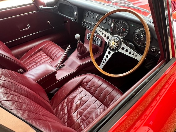 Used Jaguar E-Type 1965 for sale - 74991650: Photo 28