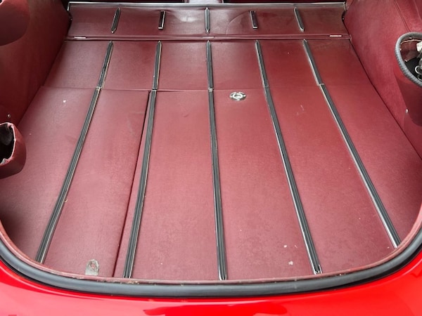 Used Jaguar E-Type 1965 for sale - 74991650: Photo 32