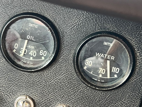 Used Jaguar E-Type 1965 for sale - 74991650: Photo 38