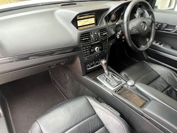 Used Mercedes-Benz E-Class 2010 for sale - 75947676: Photo