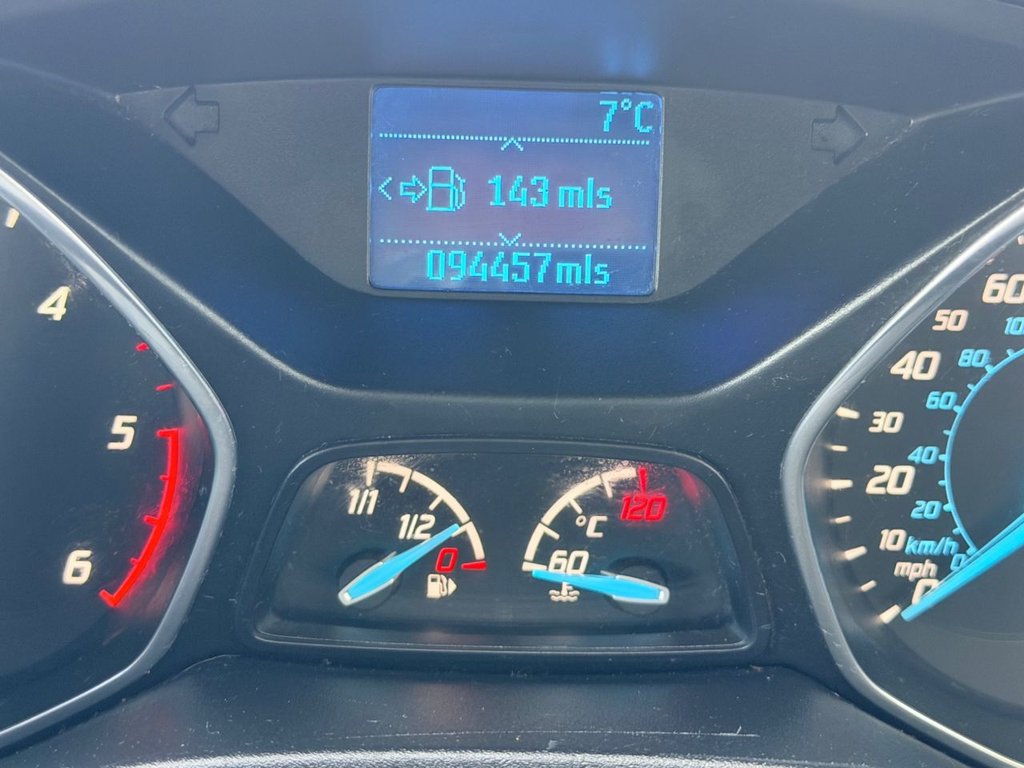 Used Ford Focus 2013 for sale - 77269077: Photo 2